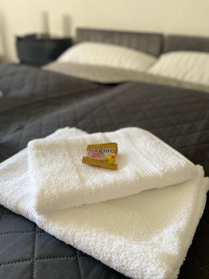 City Studios Mit Garten In Elberfeld- Zentral - Nespresso - Netflix 伍珀塔尔 外观 照片