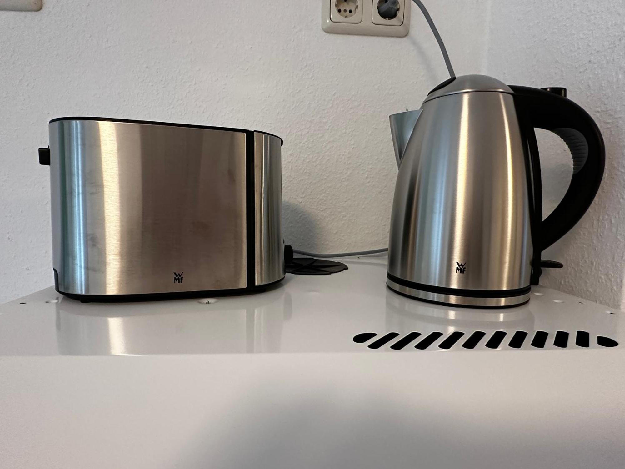 City Studios Mit Garten In Elberfeld- Zentral - Nespresso - Netflix 伍珀塔尔 客房 照片
