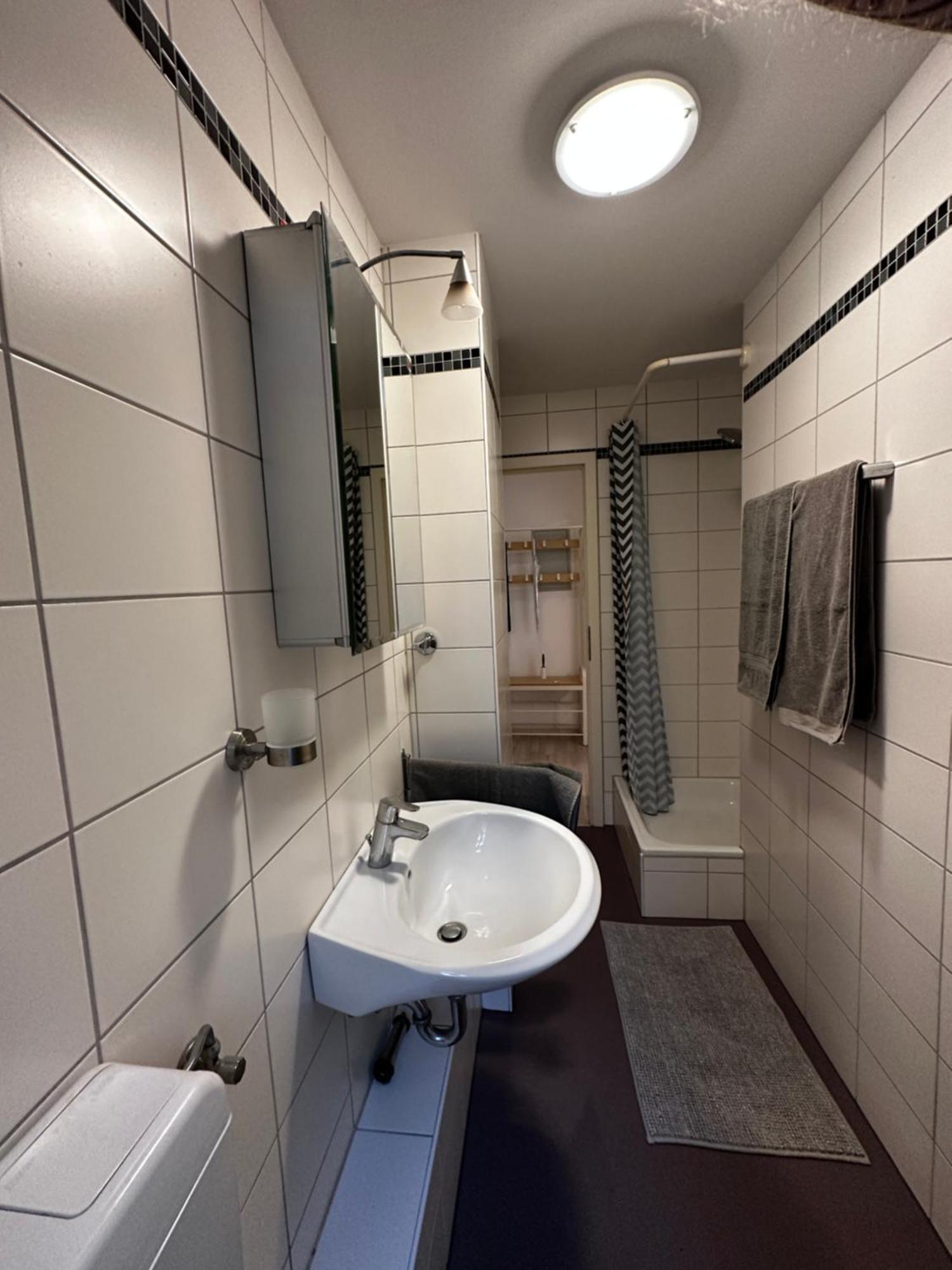 City Studios Mit Garten In Elberfeld- Zentral - Nespresso - Netflix 伍珀塔尔 客房 照片